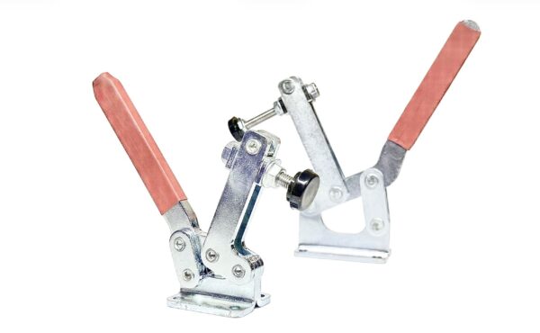 Horizontal toggle clamps